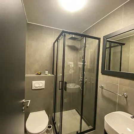 Prenociste Lane Alojamento de Acomodação e Pequeno-almoço 3*